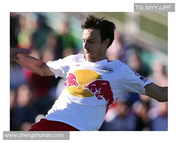 揭秘那些被开过光的足球球星背后的神秘故事与传奇经历