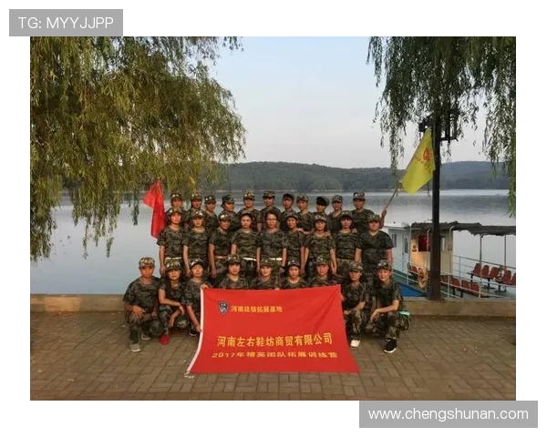 上海足球队展现卓越团队协作精神助力联赛佳绩分析 上海足球队展现卓越团队协作精神助力联赛佳绩分析
